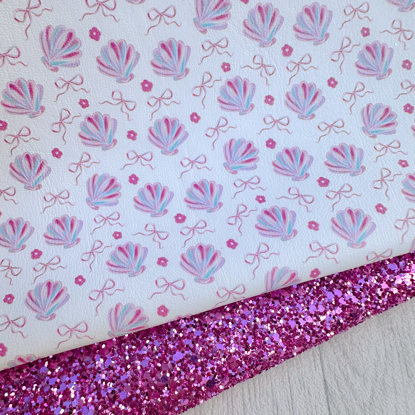 Shells & Bows Glitter Duo