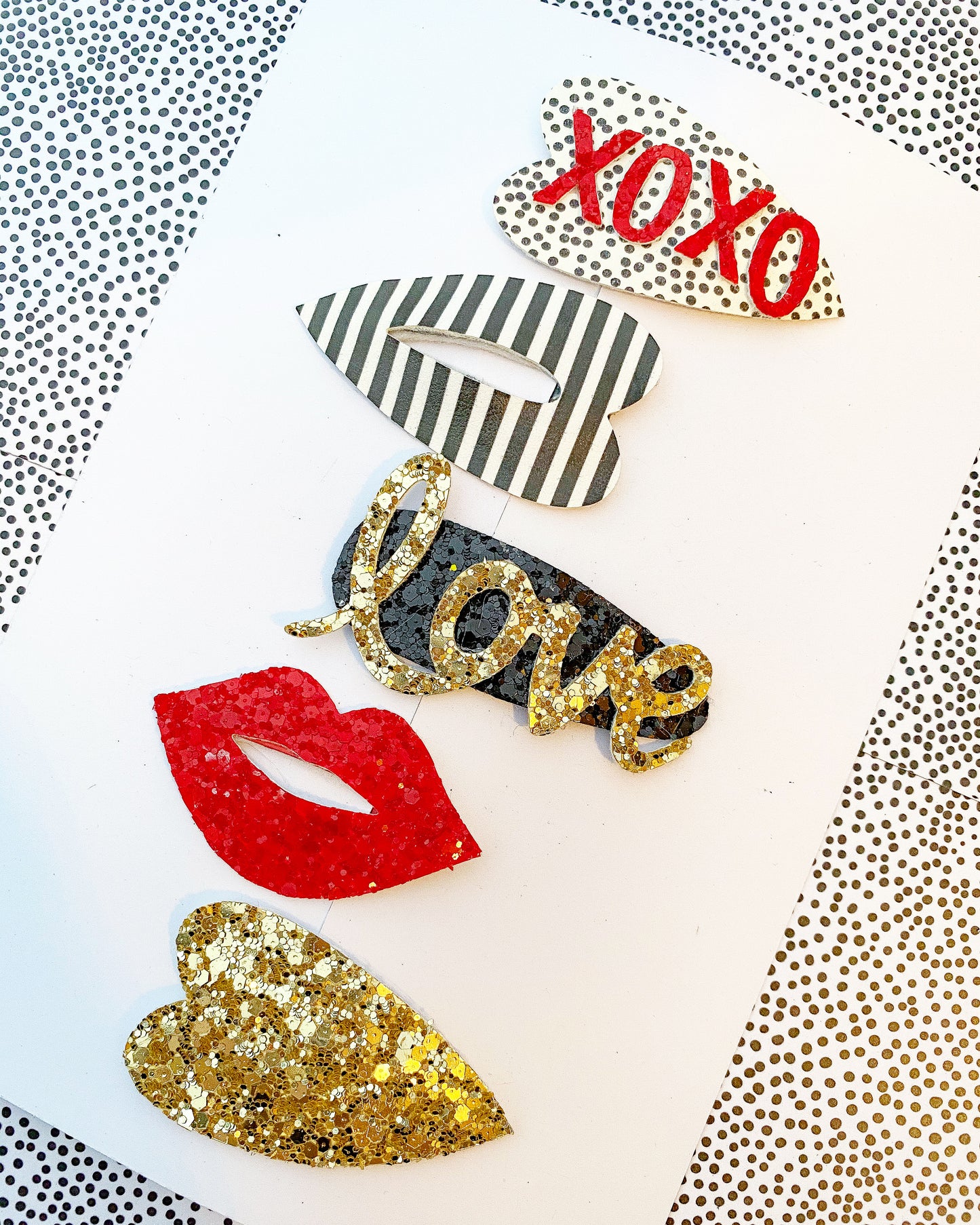 All Things Girlie Snap Clip Die Glitter Glitter On The Wall Exclusive