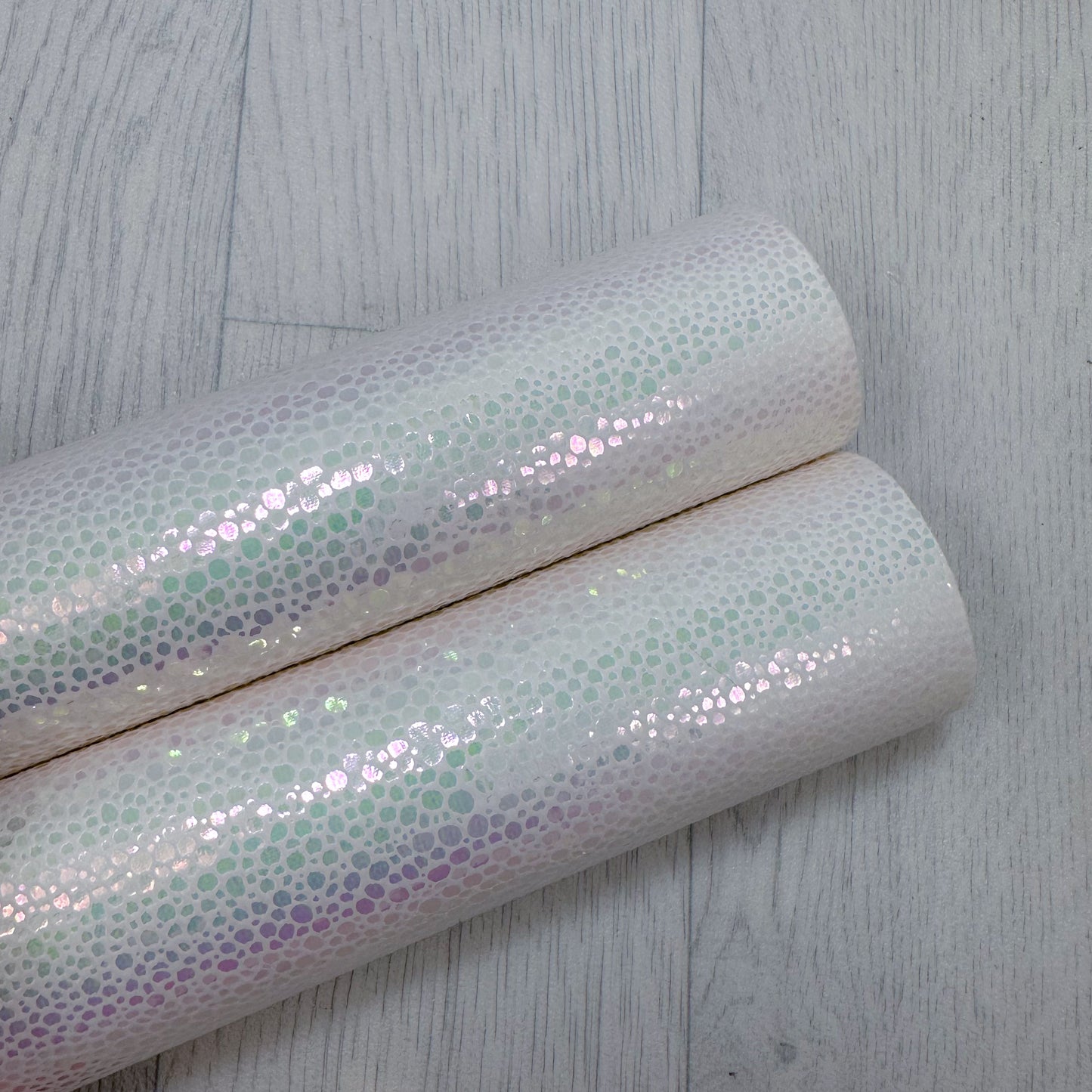 Bubbly Velvet White