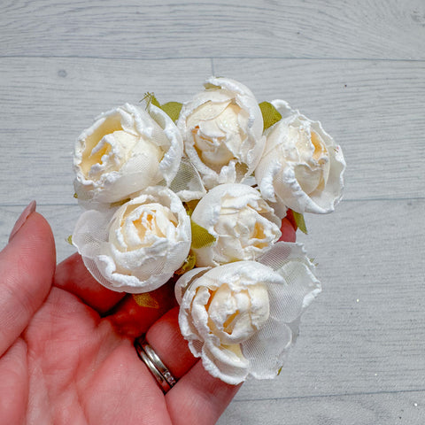 Silk Roses Off White Glitter
