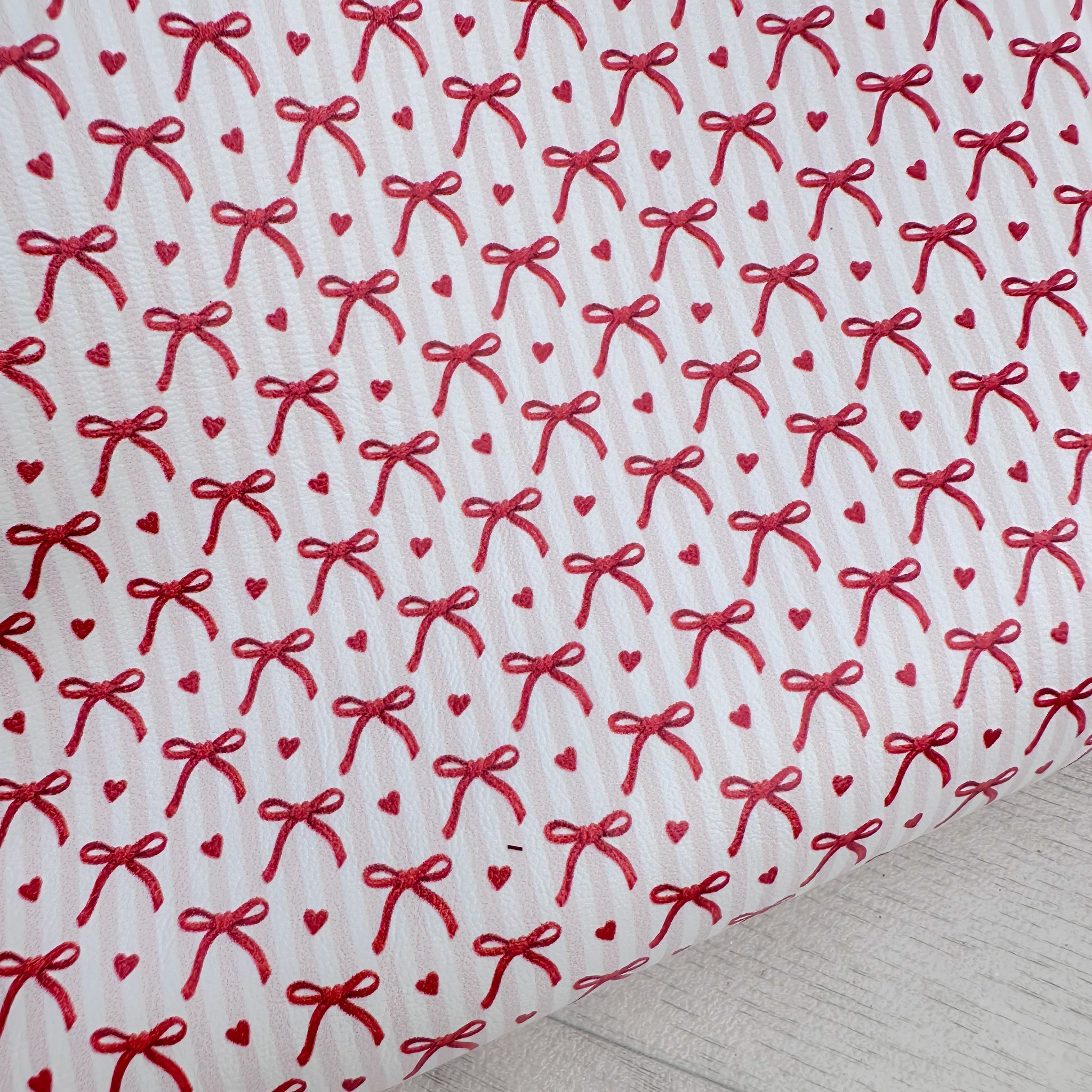Festive Love & Ribbons Leatherette