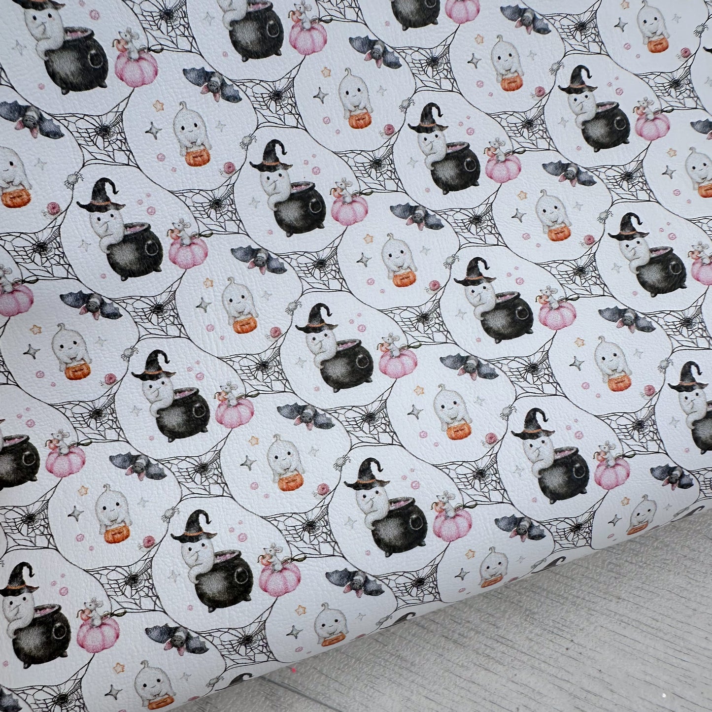 Cauldron Ghosties Leatherette