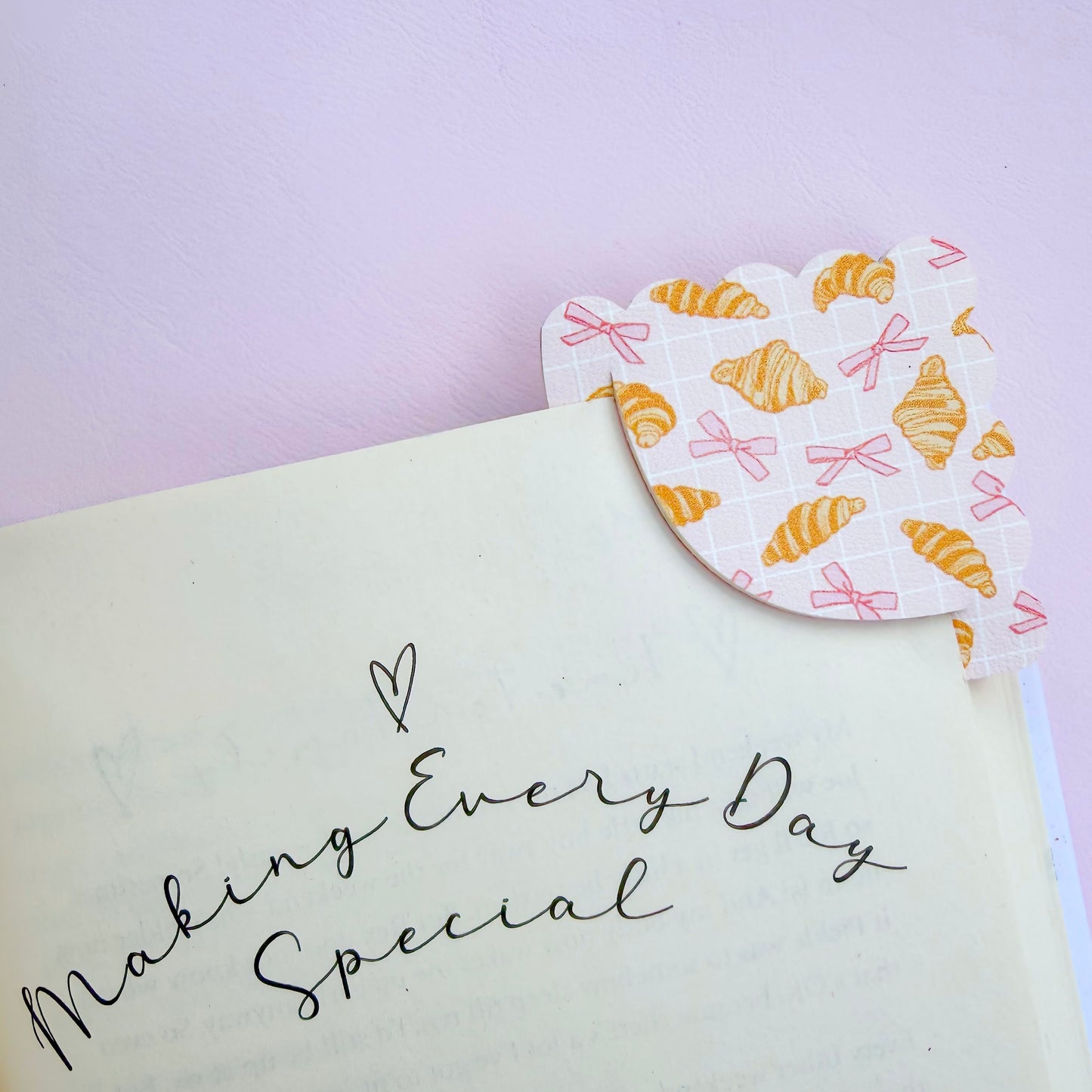 Corner Bookmark Die Glitter Glitter On The Wall Exclusive