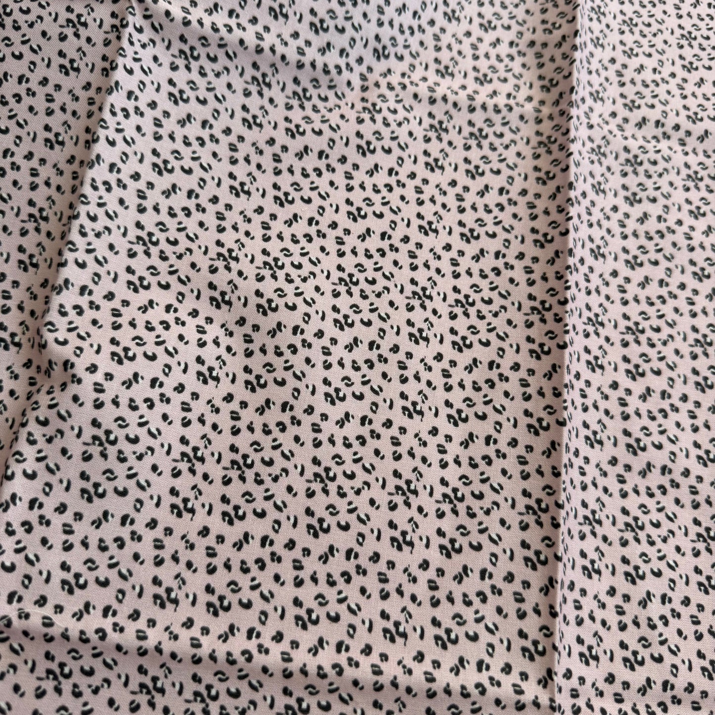 Fat Quarter Cotton Fabric Lilac Leopard