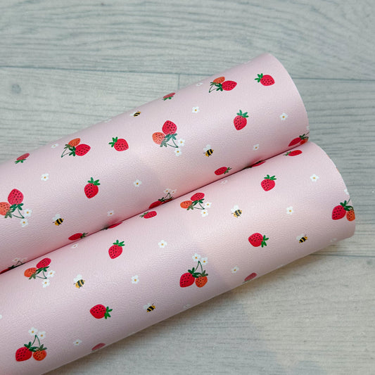 Strawberry Daisies Leatherette