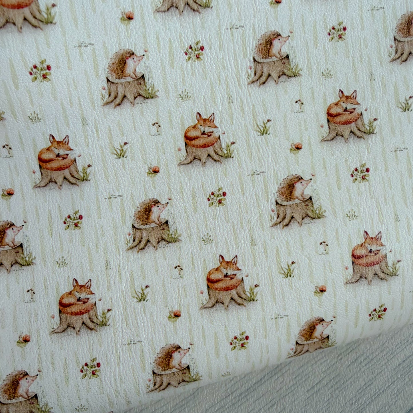 Tree Stump Fox & Hedgehog Faux Leather Sheet