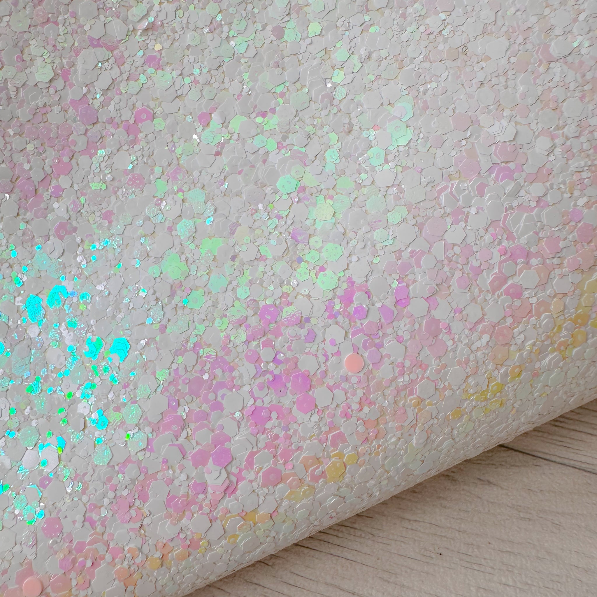 Wonderful White Glitter