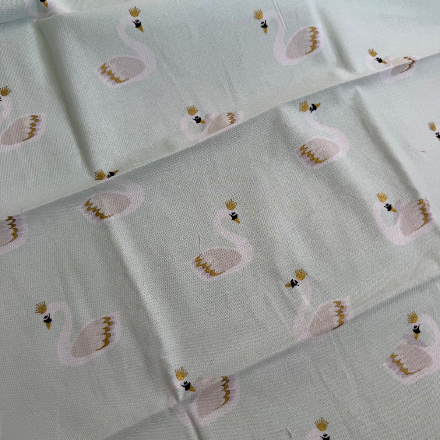 Fat Quarter Cotton Fabric Mint Swan