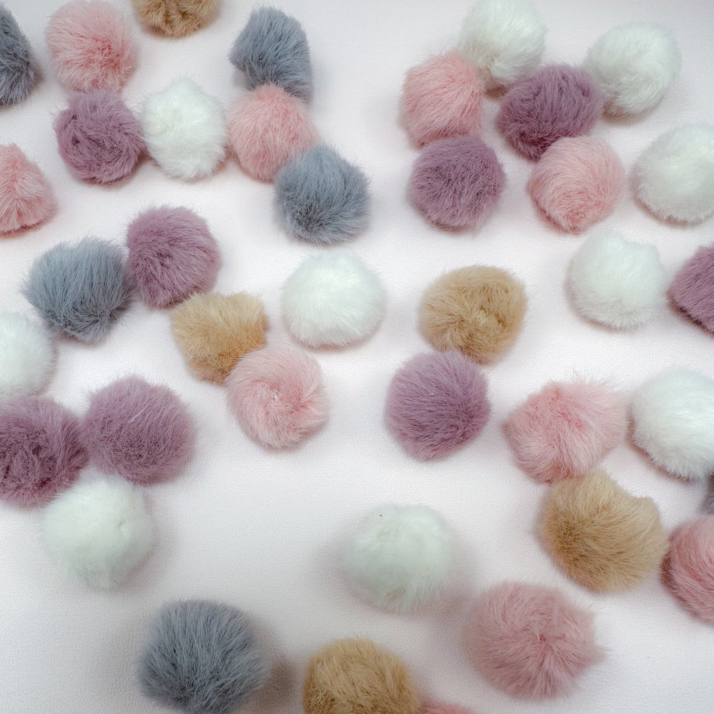 Dinky Faux Fur Pom Poms Bunny Tails