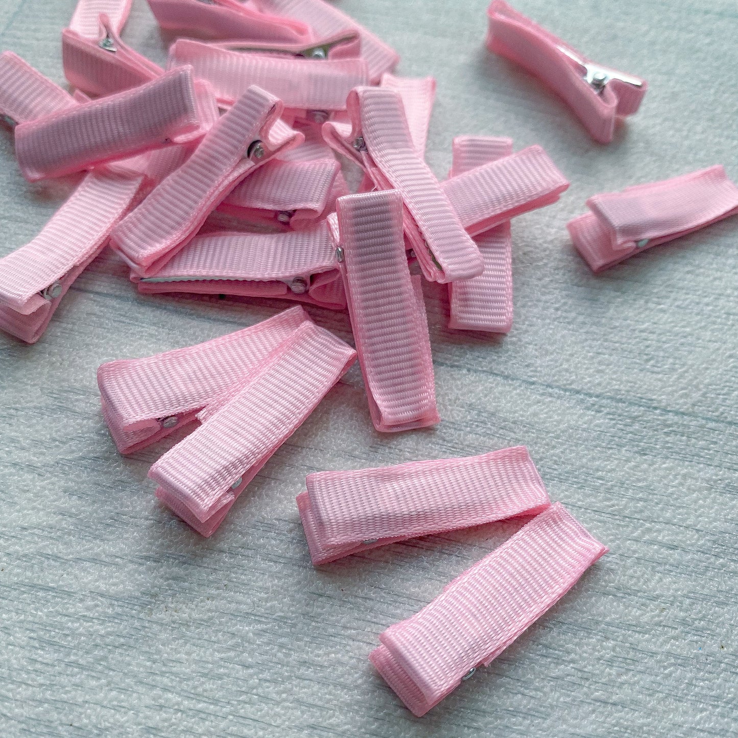 Ribbon Alligator Clips 35mm
