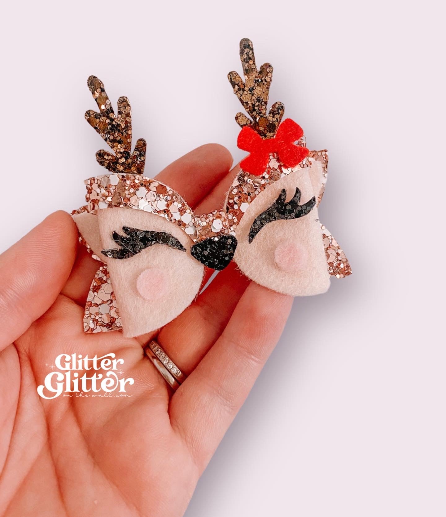PREORDER JUNE Beauty Blitzen Bow 3” Die Glitter Glitter On The Wall Exclusive