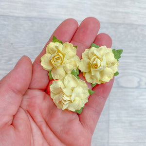 Yellow Modern Rose Mulberry Flowers 25mm (10)