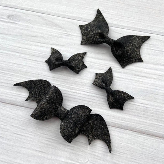 PREORDER JUNE Vampie Bow Die Glitter Glitter On The Wall Exclusive