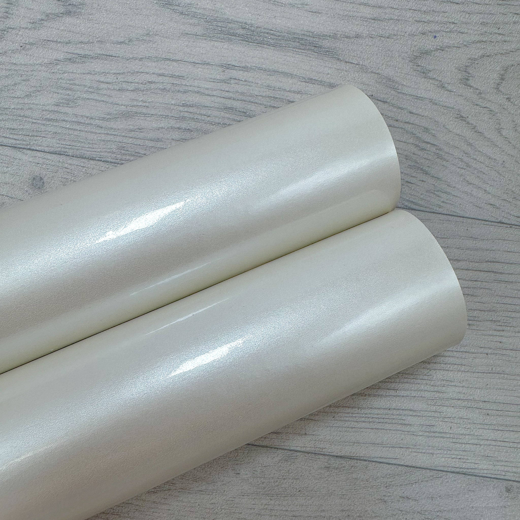 White Shimmer Gloss Leatherette