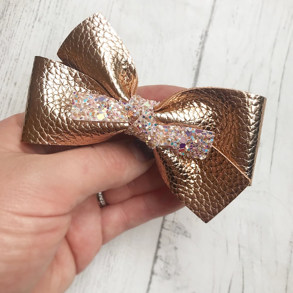 Sweetie Bow Die Glitter Glitter On The Wall Exclusive
